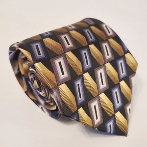 Kilbourne and Finch Gold Geometric Silk Tie